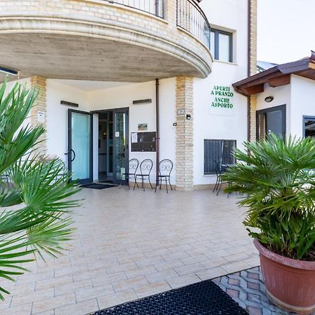 Isola Felice Hotel Silvi Paese Ngoại thất bức ảnh